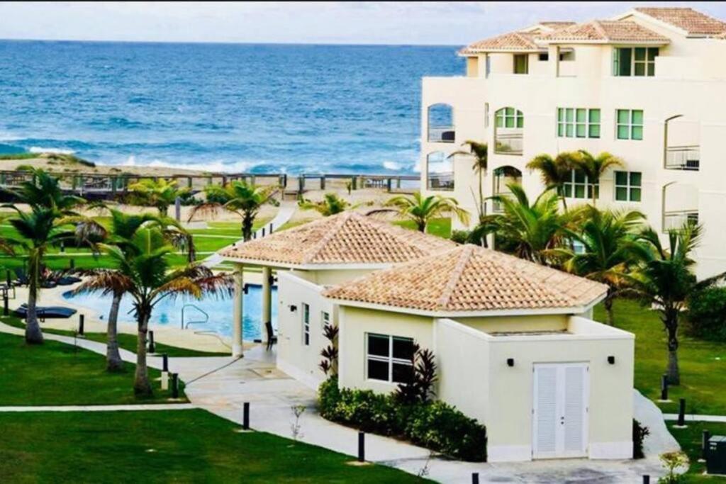 Haudimar Ph Beachfront Apt 4Br/3Bath Isabela Exterior photo